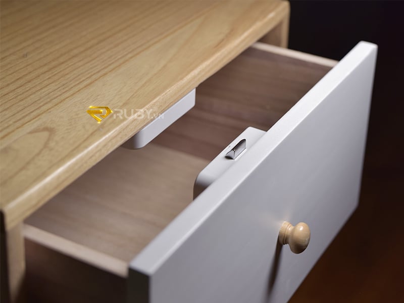 Cách lắp đặt khóa tủ thông minh Xiaomi